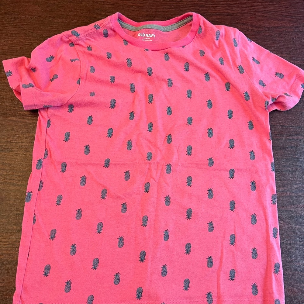 2 shirts- Old Navy t-shirts
